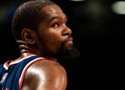 杜兰特回归赛场，大胜首场状态亮眼，TL观众沸腾！